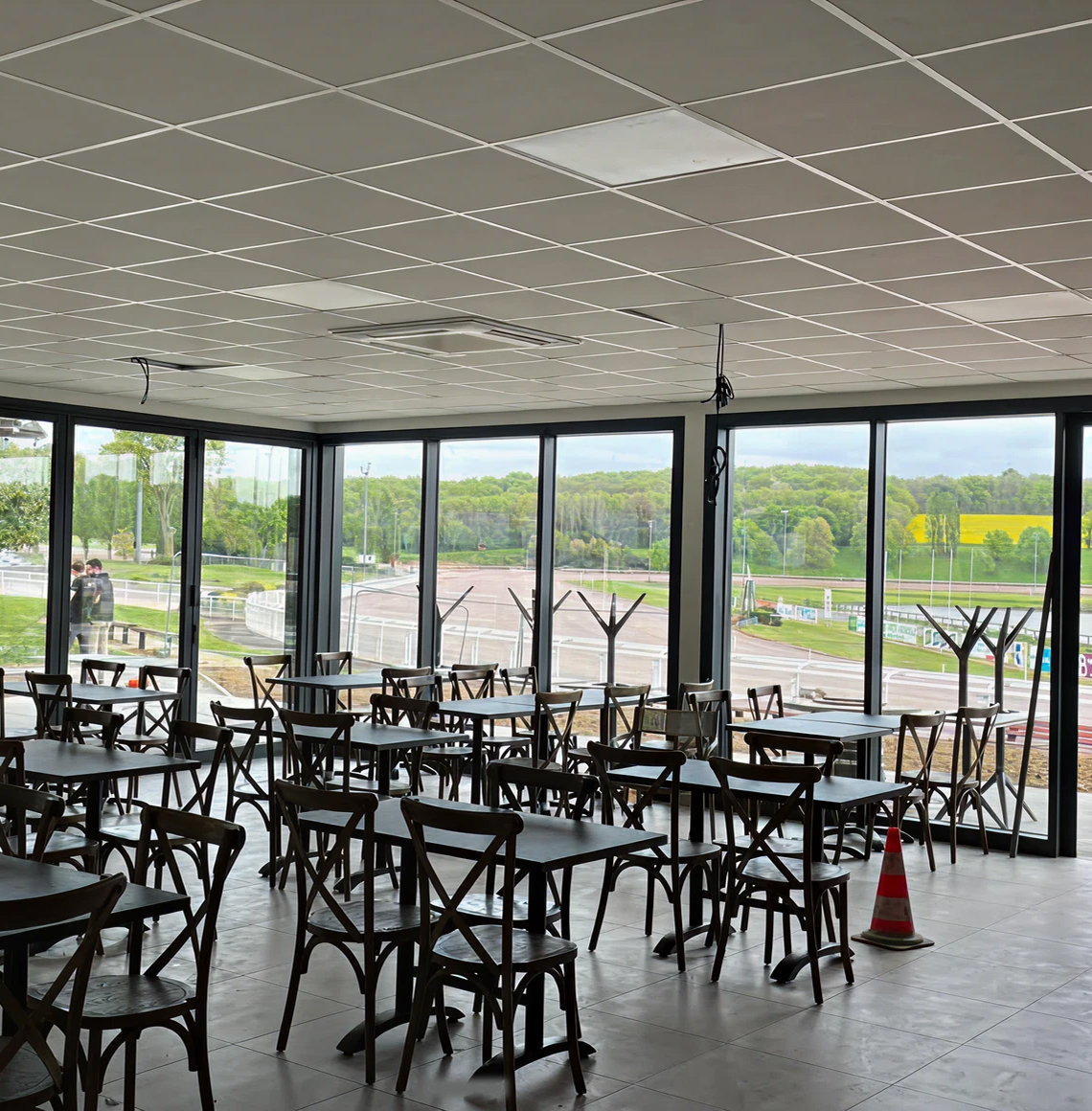 restaurant cote piste laval